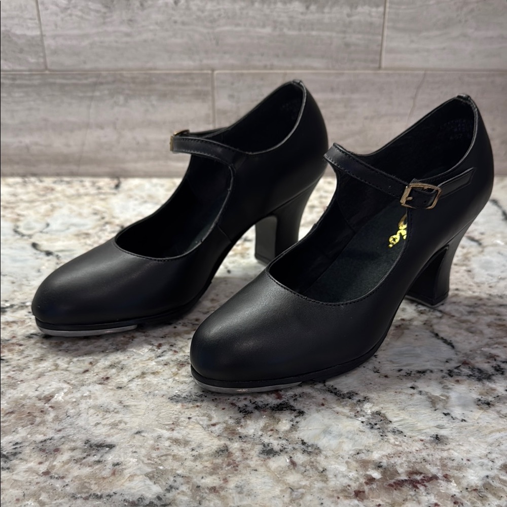 Capezio Black 3” Heel Tap Shoes - Women’s Size 4 1/2